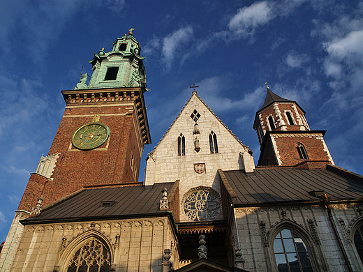 Wawel. Fasada i wiee Katedry.