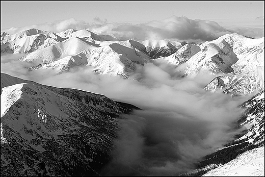 Widok na Tatry ze szczytu winicy