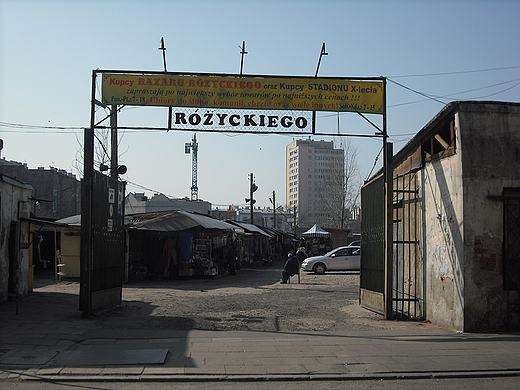 Warszawa. Bazar Ryckiego. Najstarszy bazar Warszawy. Zabytek starej Pragi.